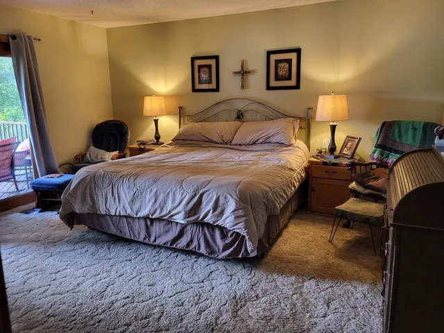 $1,000,000 | 13505 485th Avenue, Parkers Prairie, MN 56361