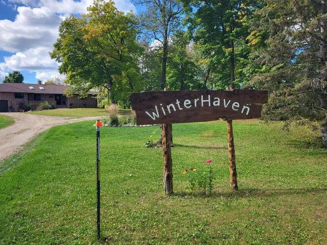 $1,000,000 | 13505 485th Avenue, Parkers Prairie, MN 56361