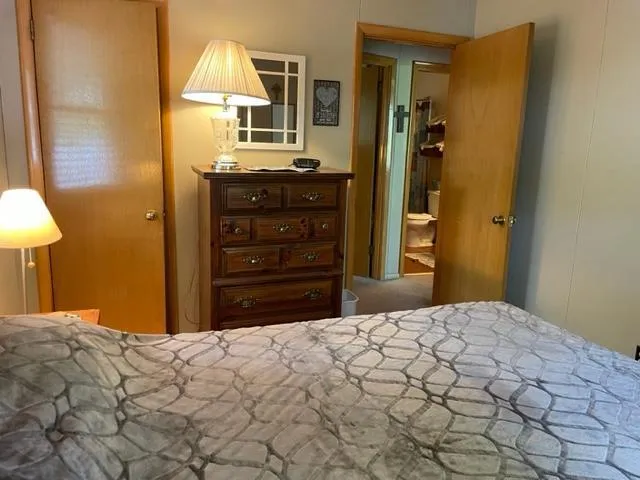 $1,000,000 | 13505 485th Avenue, Parkers Prairie, MN 56361