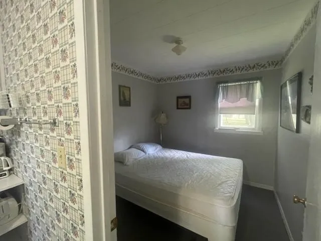 $1,000,000 | 13505 485th Avenue, Parkers Prairie, MN 56361