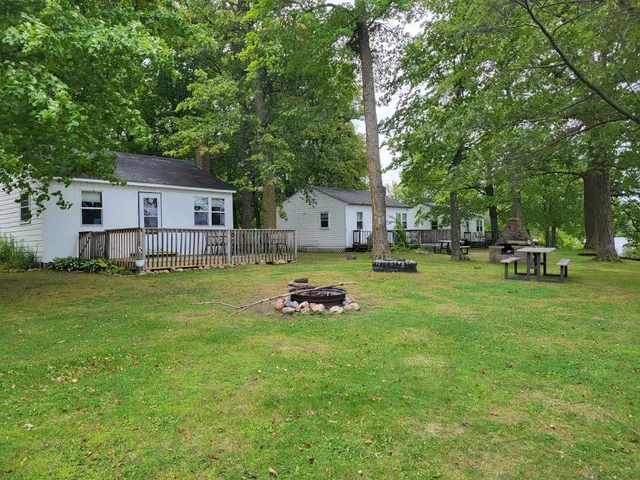 $1,000,000 | 13505 485th Avenue, Parkers Prairie, MN 56361