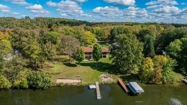 $1,000,000 | 13505 485th Avenue, Parkers Prairie, MN 56361