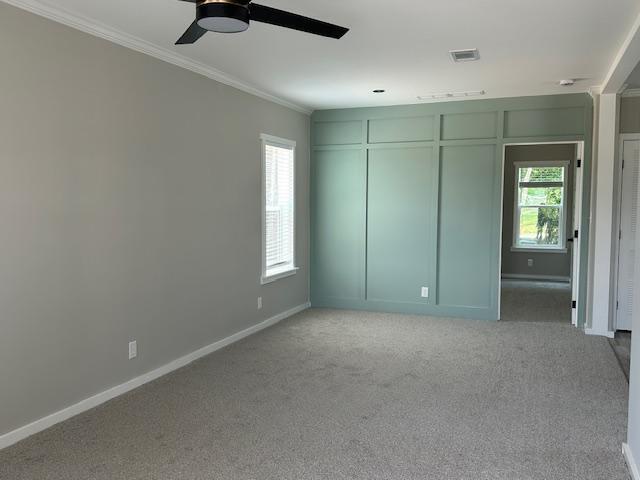 202 Skipjack Lane Freeport, FL 32439 - Photo 4 of 10 an empty room with windows and closet