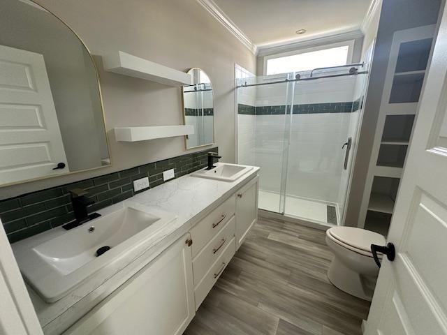 202 Skipjack Lane Freeport, FL 32439 - Photo 7 of 10 a bathroom with a double vanity sink and mirror