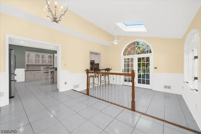 $1,150,000 | 21 Country Place, Lebanon, NJ 08833