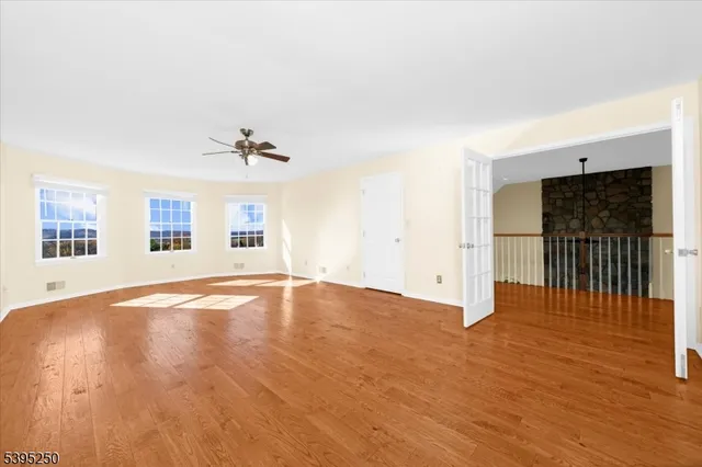 $1,150,000 | 21 Country Place, Lebanon, NJ 08833