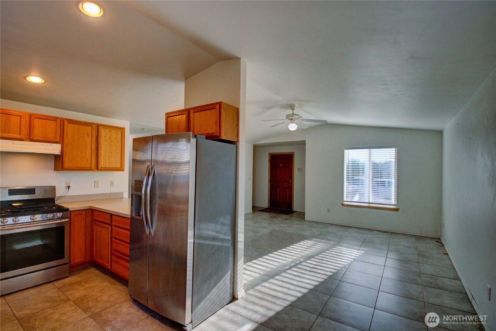 3005 Arbor Street Mount Vernon, WA 98273 - Photo 9 of 34