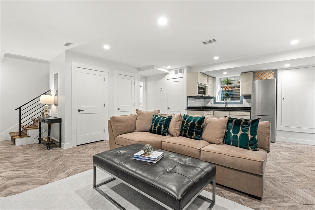 3 Pineridge Road Natick, MA 01760 - Photo 18 of 33