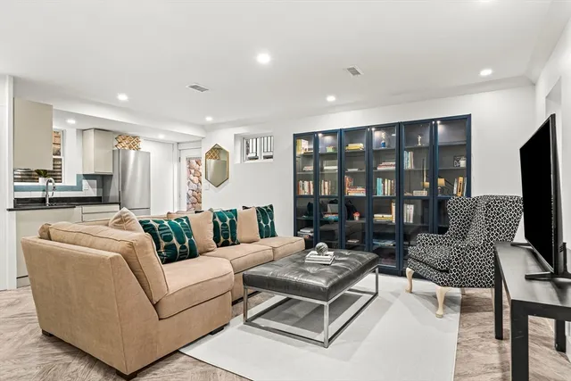 $1,349,000 | 3 Pineridge Road, Natick, MA 01760