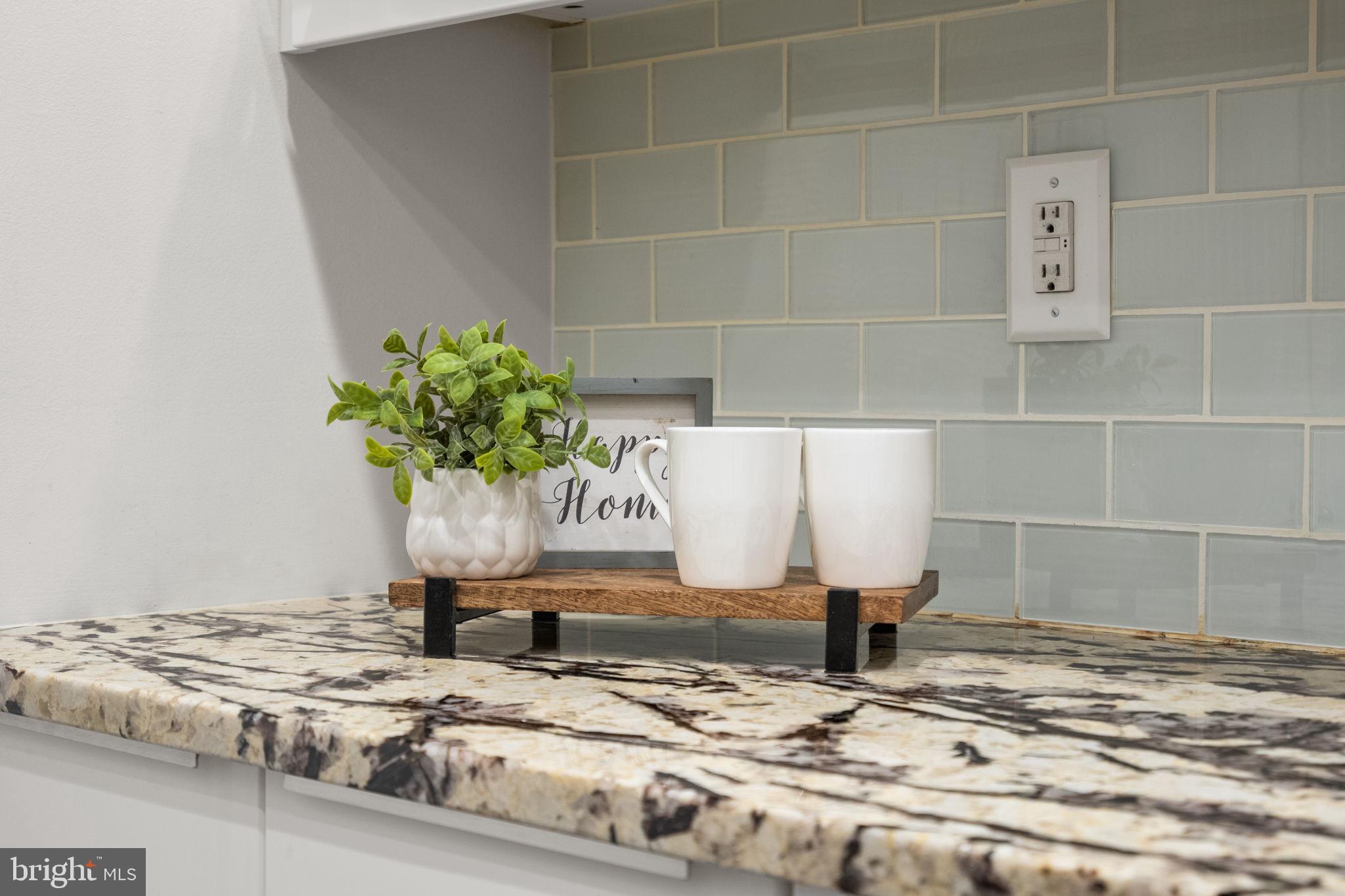 5804 Cove Landing Road, Unit 101 Burke, VA 22015 - Photo 13 of 37 Kitchen