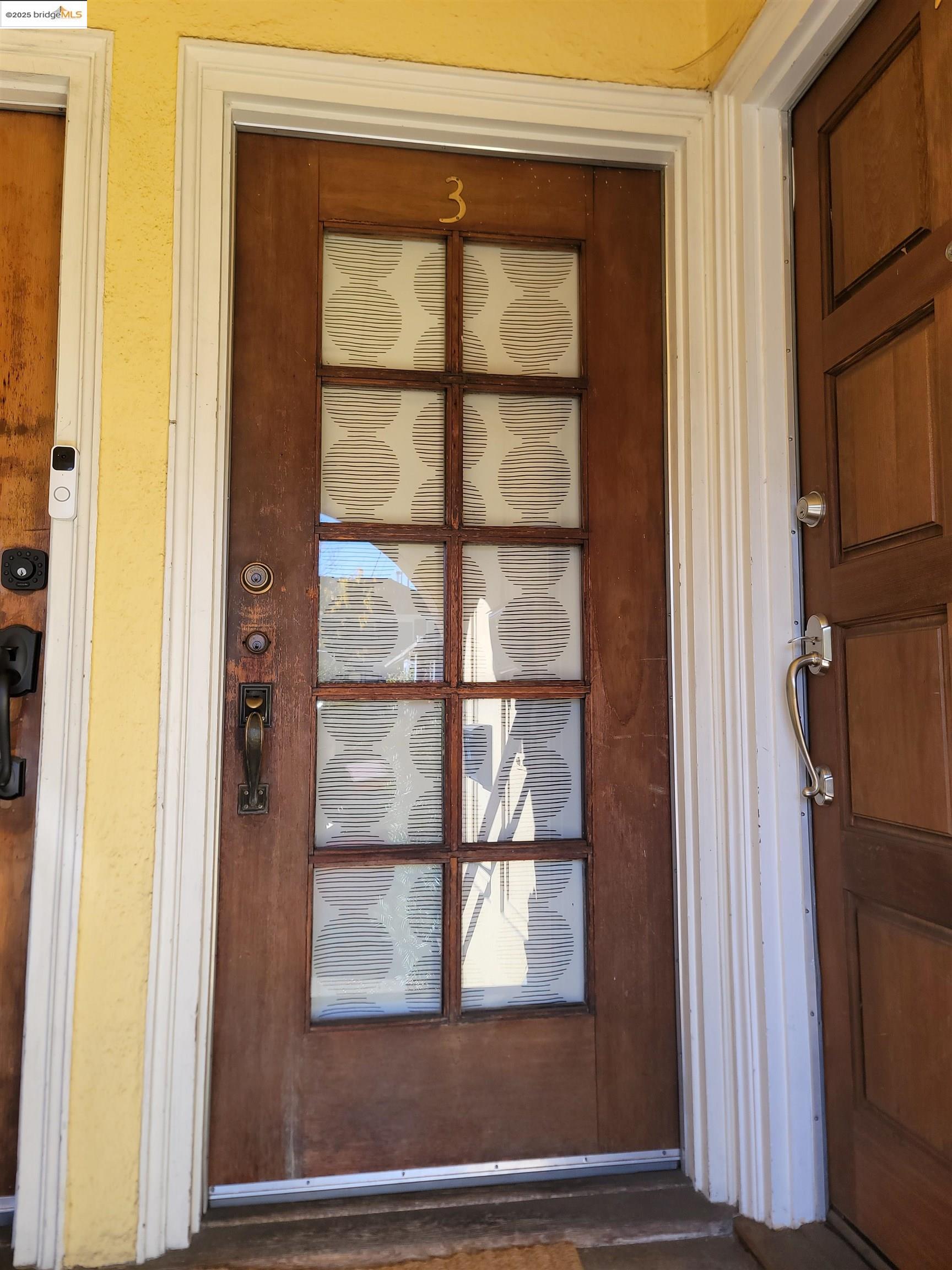1901 Parker Street, Unit 3 Berkeley, CA 94704 - Photo 3 of 27 a view of front door