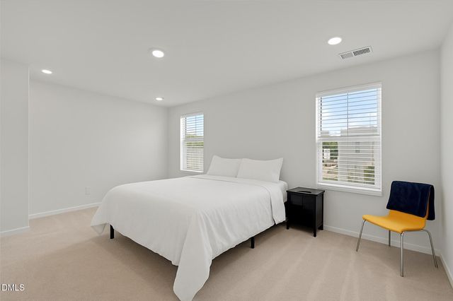 $400,000 | 1844 Woodall Crst Drive, Apex, NC 27502