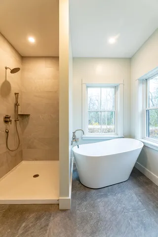 $975,000 | 185 Glenwood Lane, Northport, ME 04849