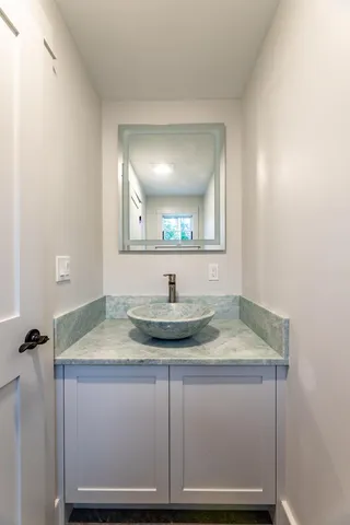 $975,000 | 185 Glenwood Lane, Northport, ME 04849