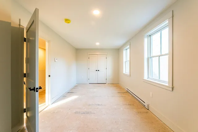 $975,000 | 185 Glenwood Lane, Northport, ME 04849