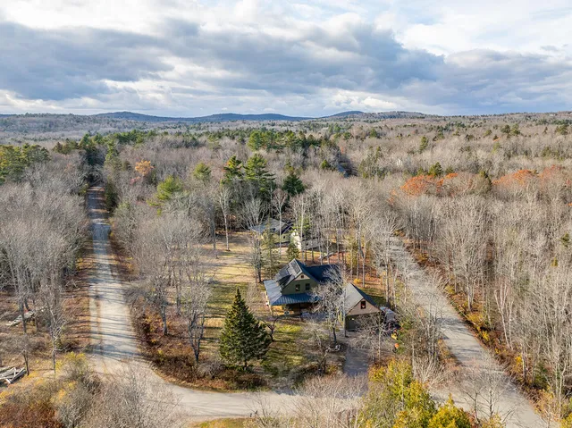 $975,000 | 185 Glenwood Lane, Northport, ME 04849