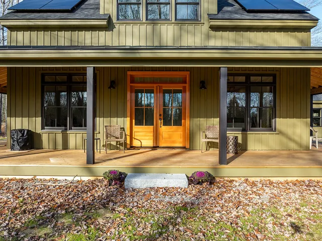 $975,000 | 185 Glenwood Lane, Northport, ME 04849