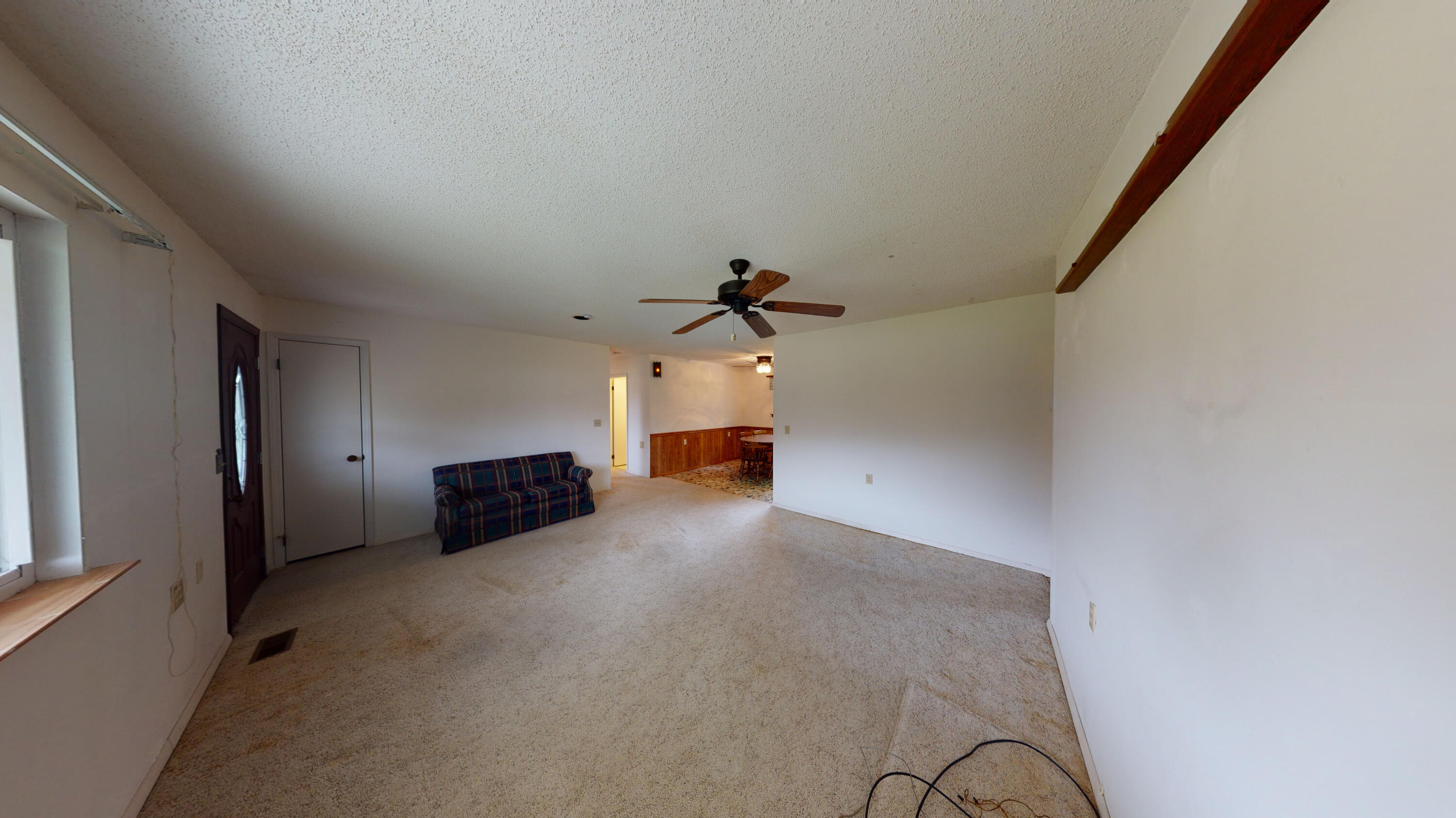 2202 Pierce Hill Road Dayton, TN 37321 - Photo 2 of 24 4-Living Room 1