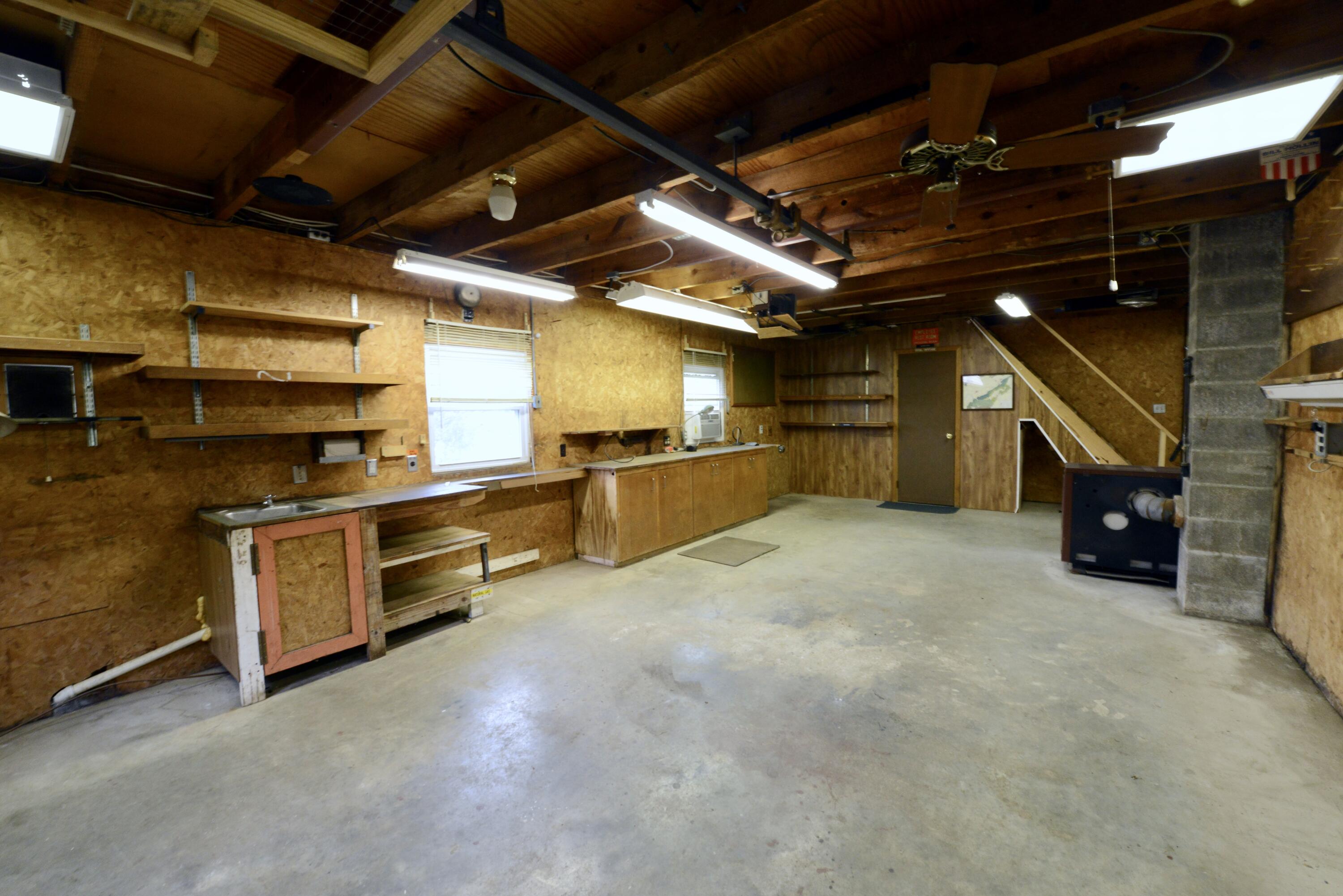 2202 Pierce Hill Road Dayton, TN 37321 - Photo 23 of 24 22-Workshop 1