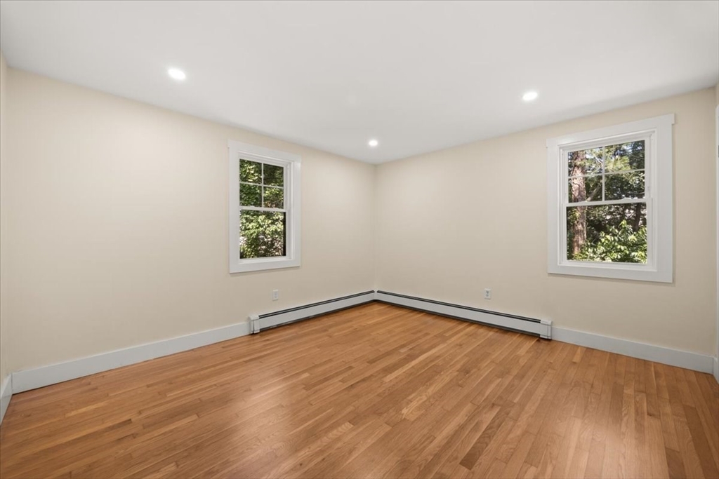 33 Runestone Road Yarmouth, MA 02664 - Photo 20 of 41