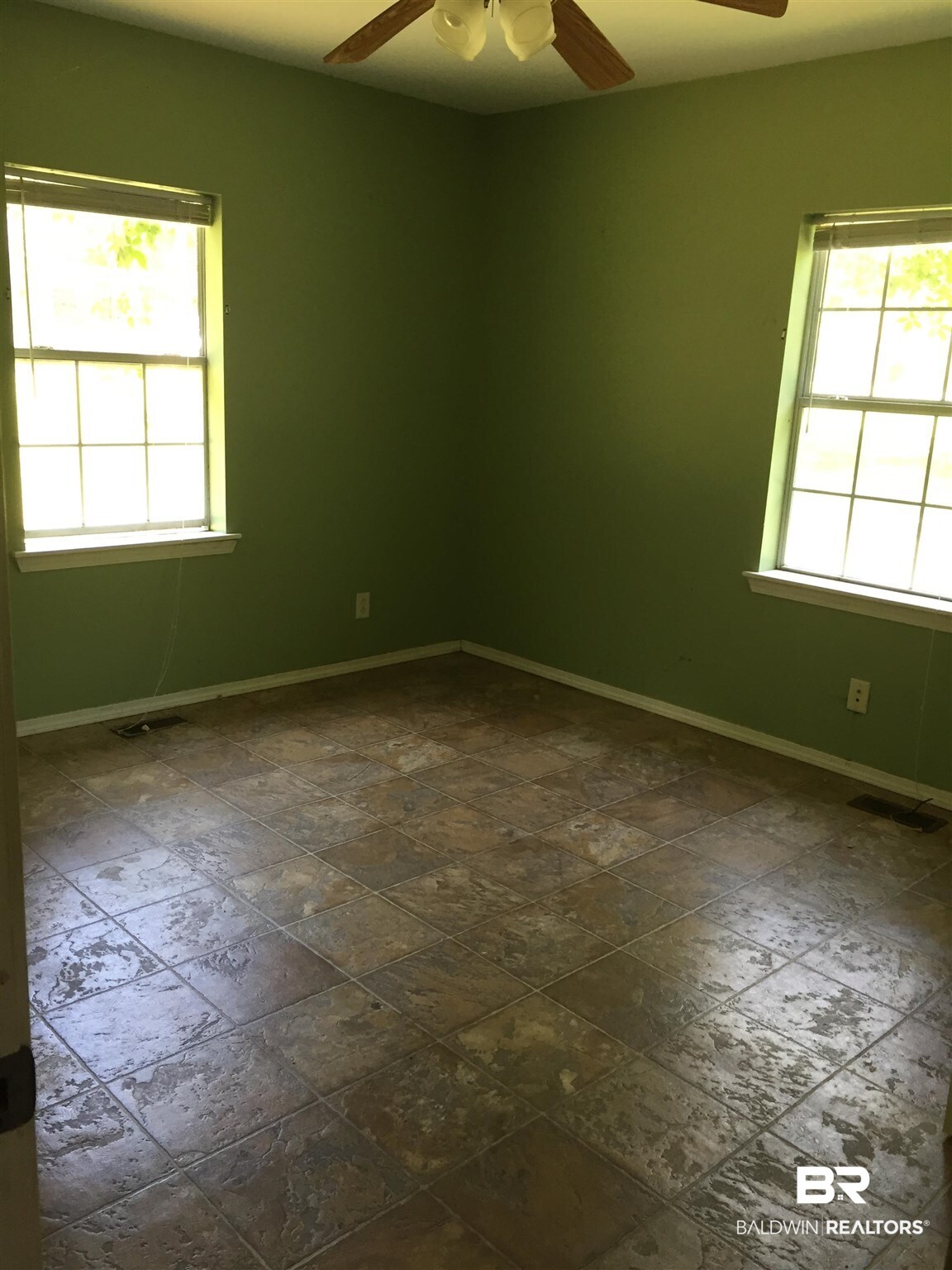 712 Alco Drive Brewton, AL 36426 - Photo 4 of 7 Master Bedroom