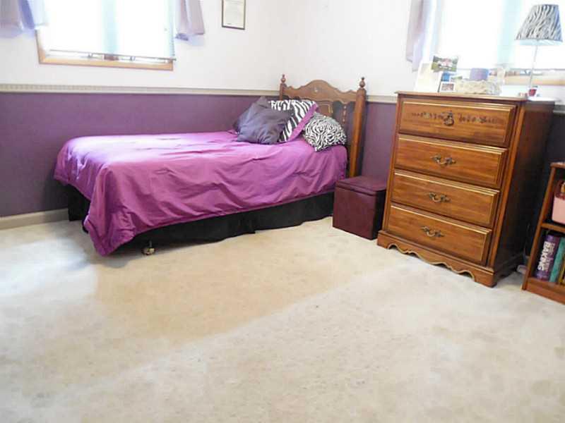124 Mill Hill Road Elizabeth, PA 15037 - Photo 7 of 25 Bedroom. Plush carpeting and good sized closets adorn all the bedrooms.