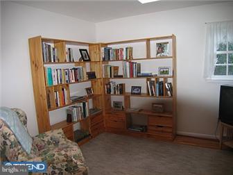 28 Chetwynd Road Paoli, PA 19301 - Photo 5 of 12