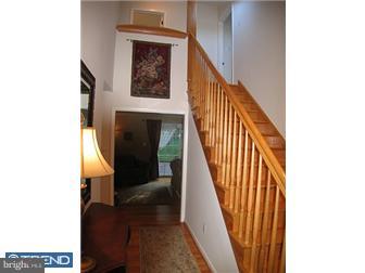 28 Chetwynd Road Paoli, PA 19301 - Photo 6 of 12