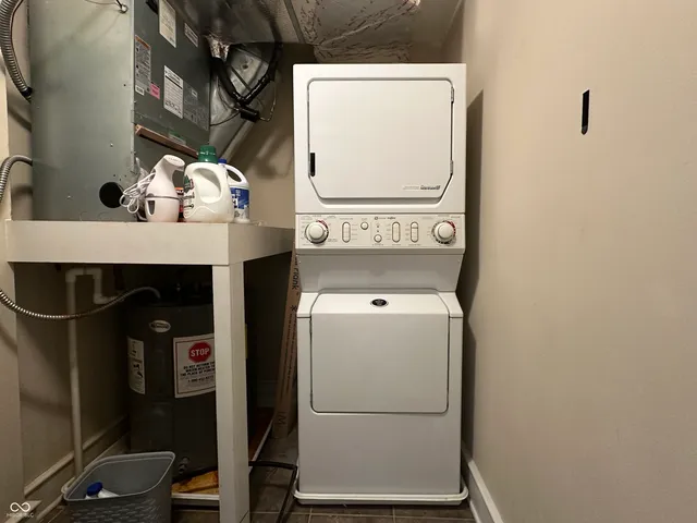 $369,000 | 802 North Meridian Street, Unit 204, Indianapolis, IN 46204