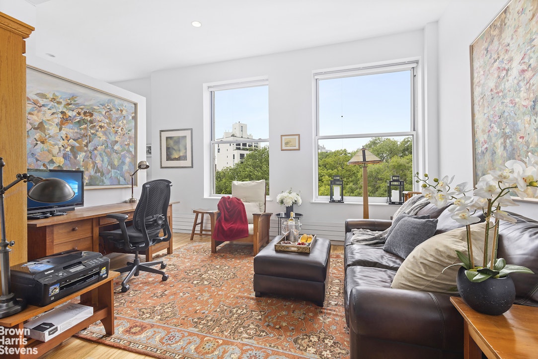 175 East Broadway, Unit 4A Manhattan, NY 10002 - Photo 2 of 9