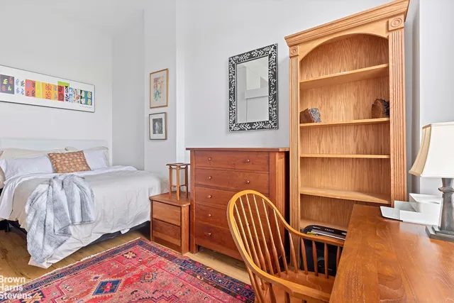 $1,175,000 | 175 East Broadway, Unit 4A | Two Bridges