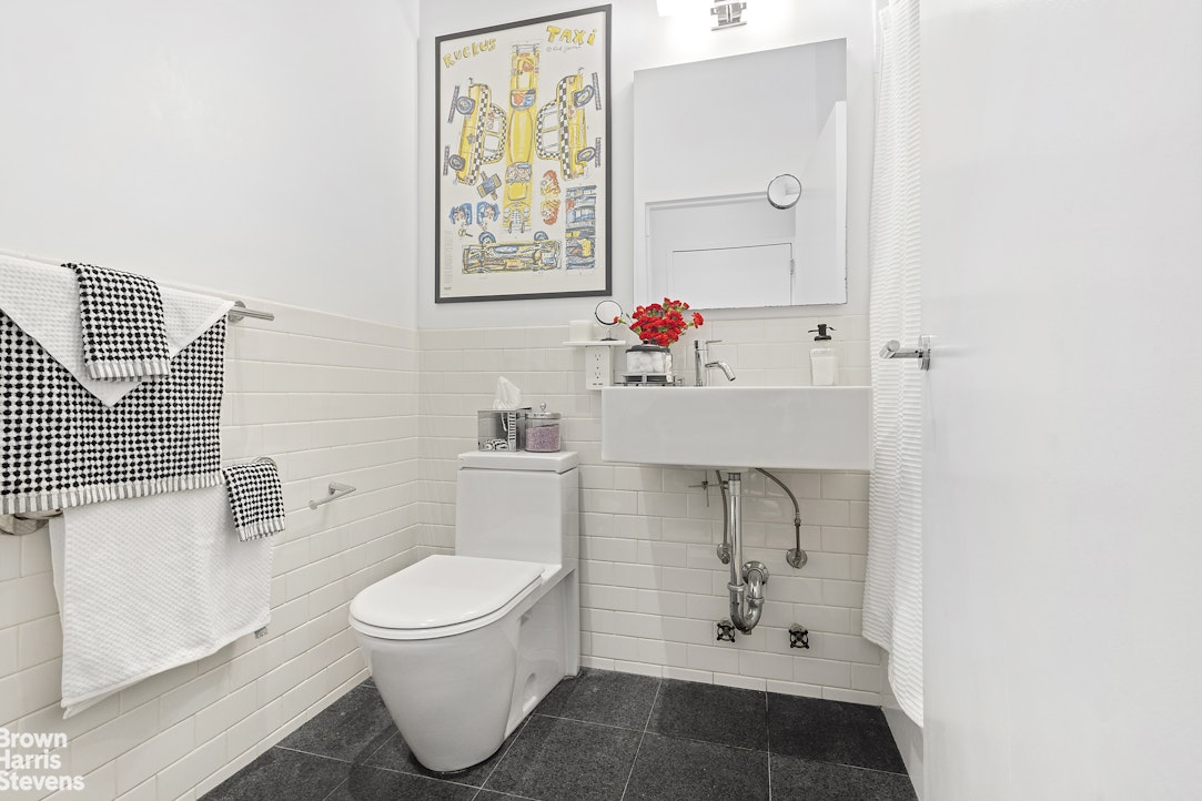 175 East Broadway, Unit 4A Manhattan, NY 10002 - Photo 7 of 9