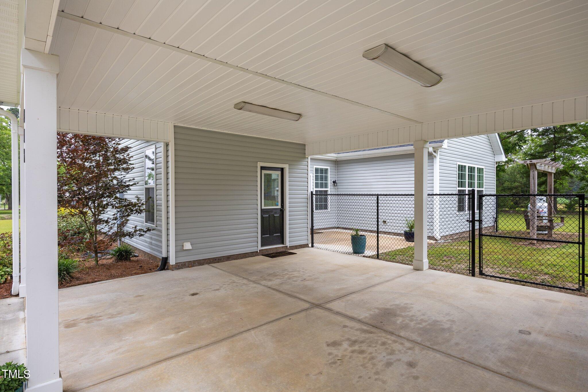 416 Fred Tew Road Dunn, NC 28334 - Photo 7 of 32 12-web-or-mls-IMG_5264