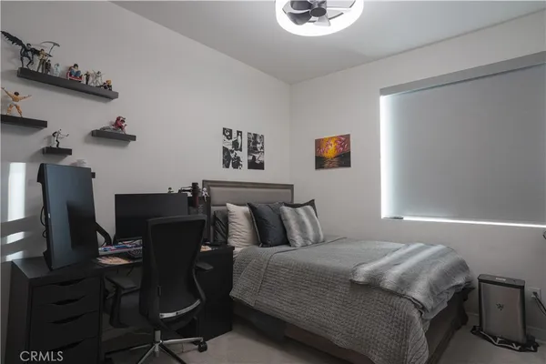 $825,000 | 15874 Caterpillar Drive, Fontana, CA 92336