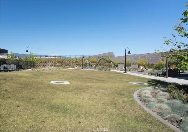 $825,000 | 15874 Caterpillar Drive, Fontana, CA 92336