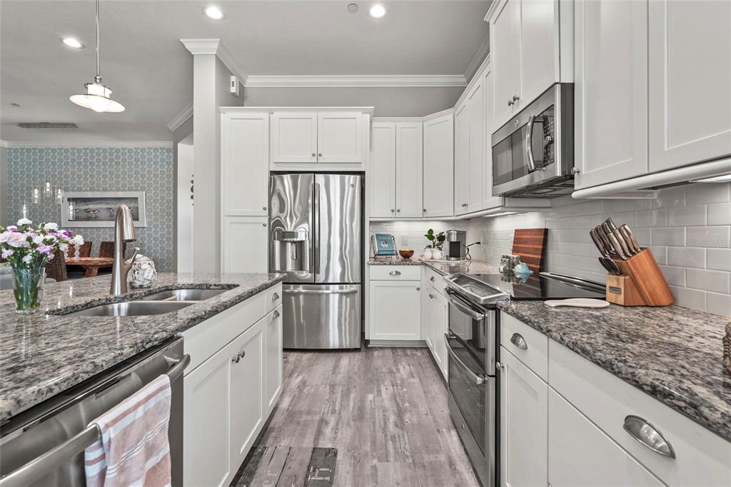 303 Compass Point Drive, Unit 101 Bradenton, FL 34209 - Photo 28 of 76