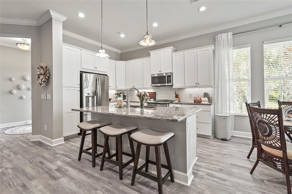 303 Compass Point Drive, Unit 101 Bradenton, FL 34209 - Photo 4 of 76