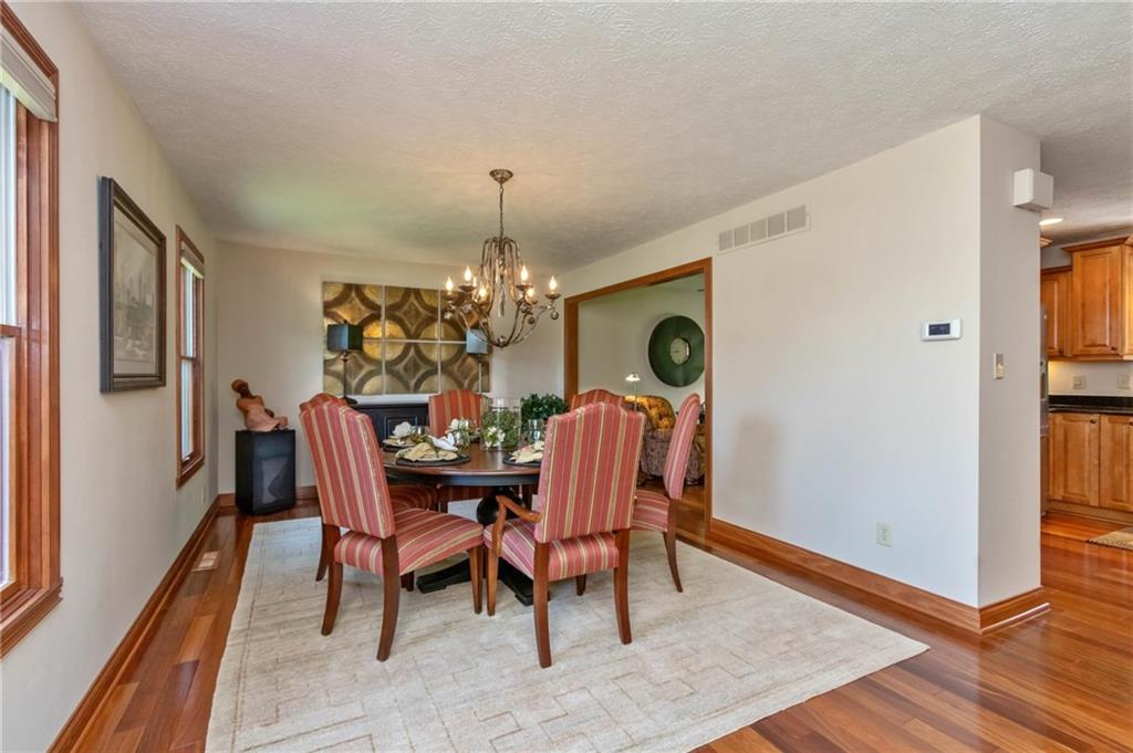 5458 RidgeHill Way Avon, IN 46123 - Photo 3 of 38 Gallery Image 3