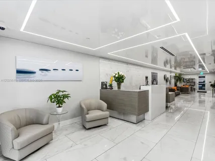 $2,600 | 340 Sunset Drive, Unit 1407, Fort Lauderdale, FL 33301