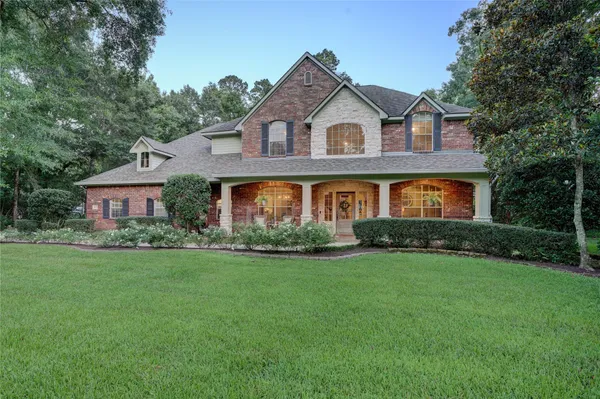 $835,000 | 8792 Sunset Heights Lane, Conroe, TX 77302