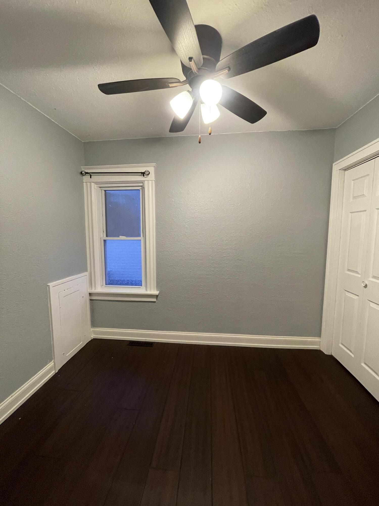 3204 Caledonia Street Racine, WI 53402 - Photo 6 of 9 IMG_3533