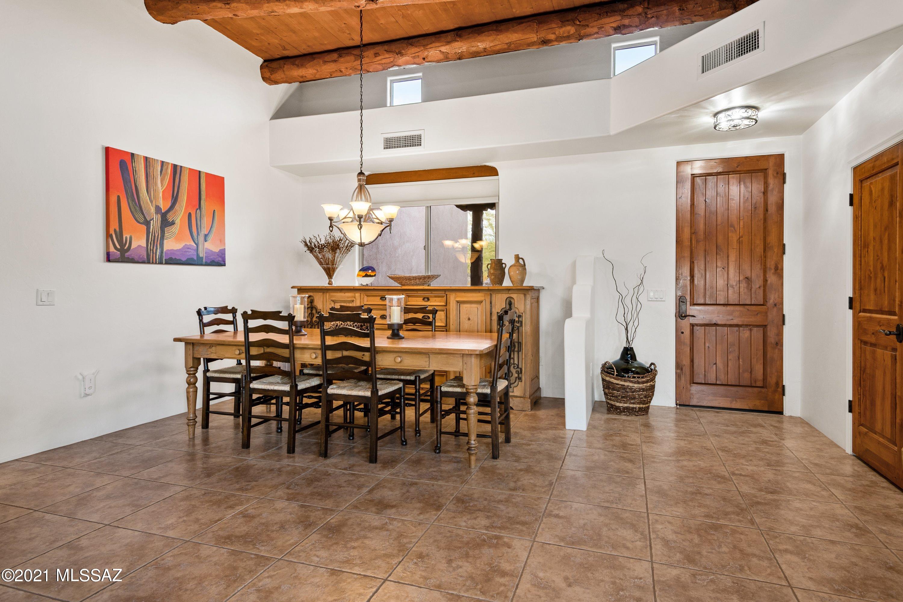 2425 West Oasis Road Oro Valley, AZ 85742 - Photo 9 of 36