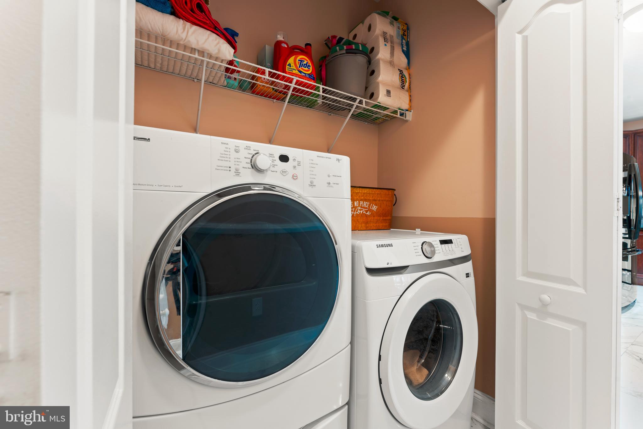 516 Carson Terrace Huntingdon Valley, PA 19006 - Photo 22 of 29 a utility room with dryer and washer