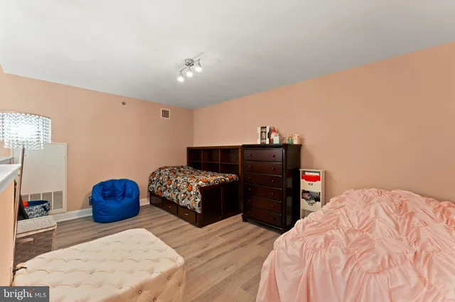 $429,990 | 516 Carson Terrace, Huntingdon Valley, PA 19006