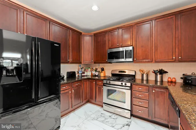 $429,990 | 516 Carson Terrace, Huntingdon Valley, PA 19006