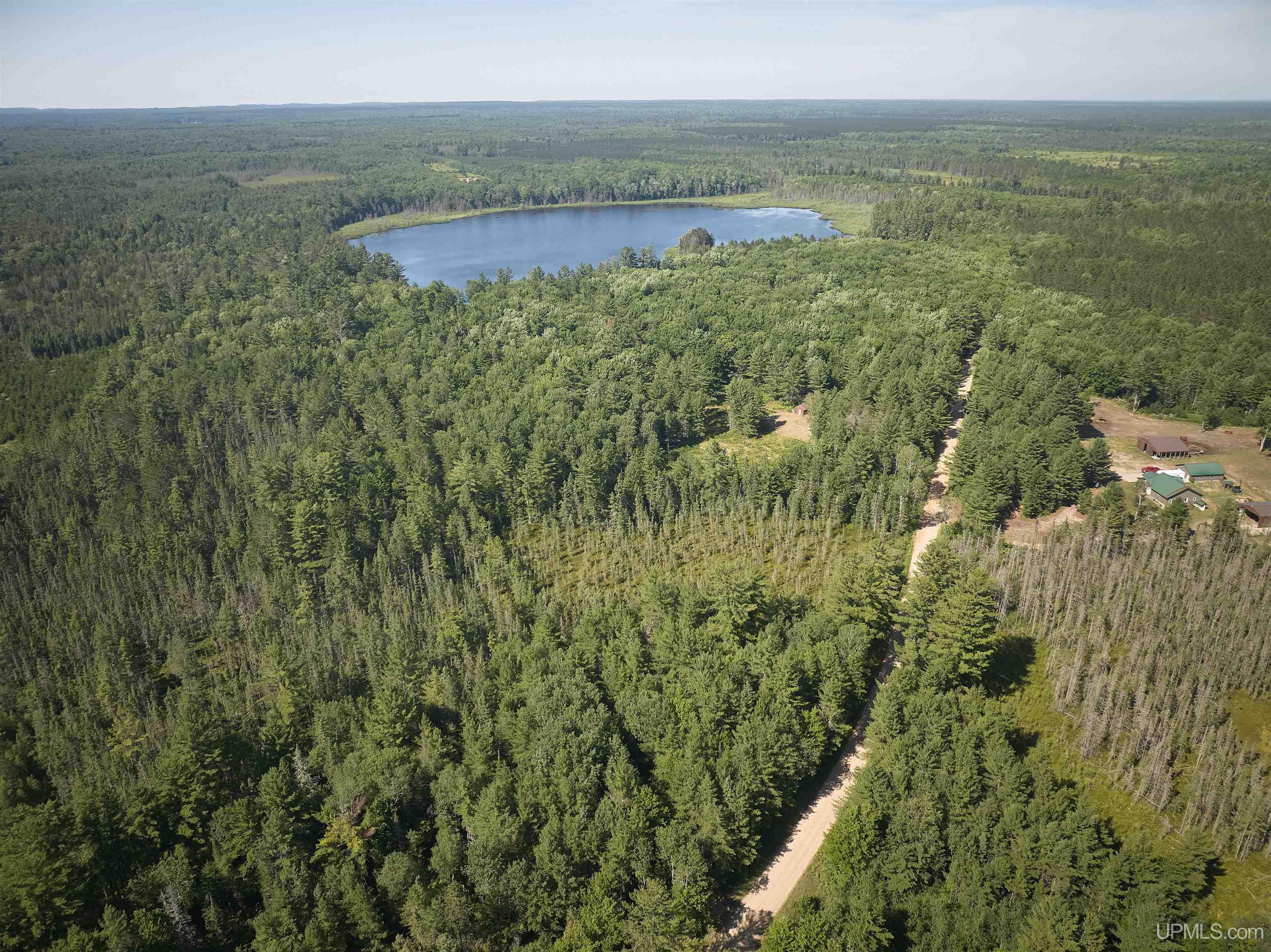 7806 Doe Lake Road Munising, MI 49862 - Photo 14 of 26