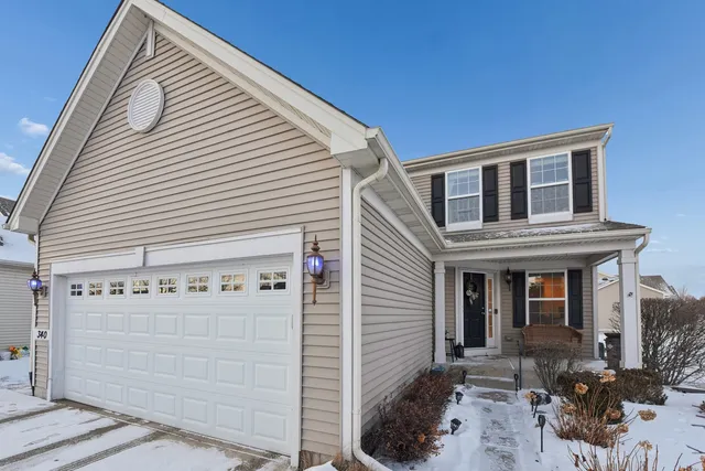 $449,900 | 340 Town Center Boulevard, Gilberts, IL 60136