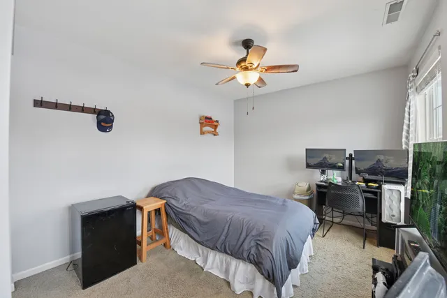 $449,900 | 340 Town Center Boulevard, Gilberts, IL 60136