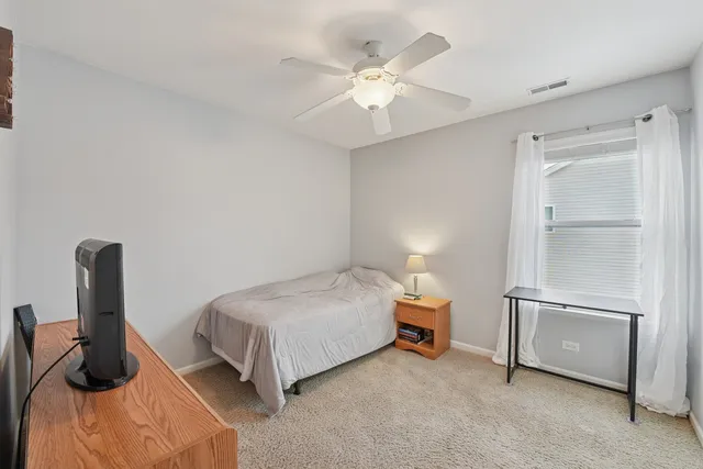 $449,900 | 340 Town Center Boulevard, Gilberts, IL 60136