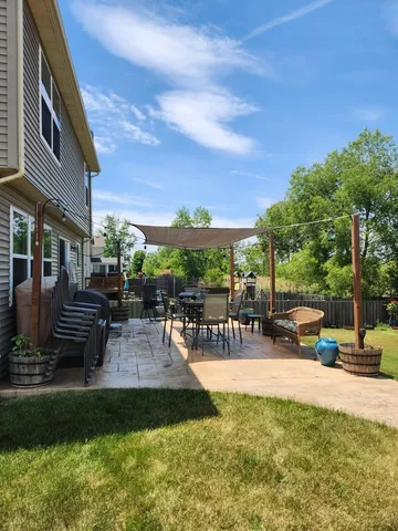 $449,900 | 340 Town Center Boulevard, Gilberts, IL 60136